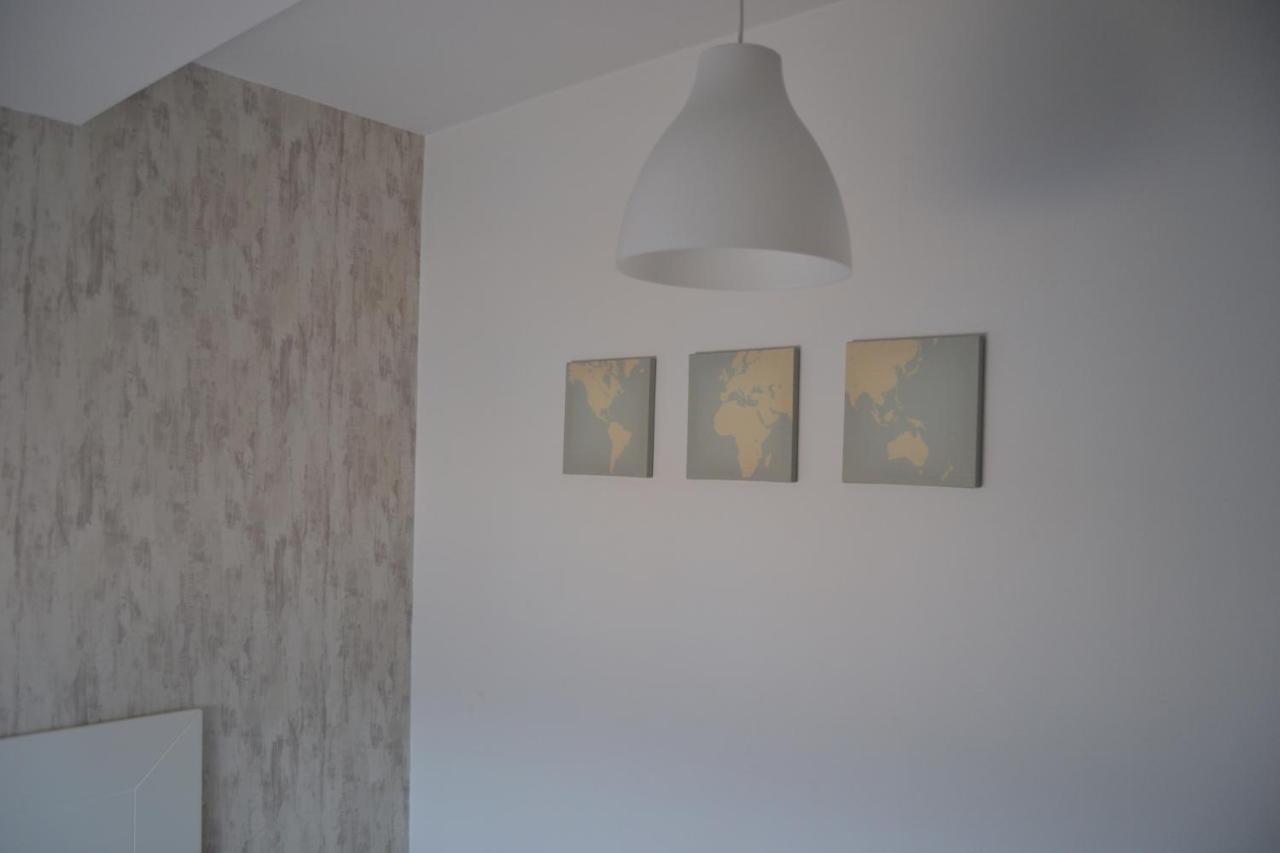 Apartament Inmoinsuas Train Station Sarria Zewnętrze zdjęcie