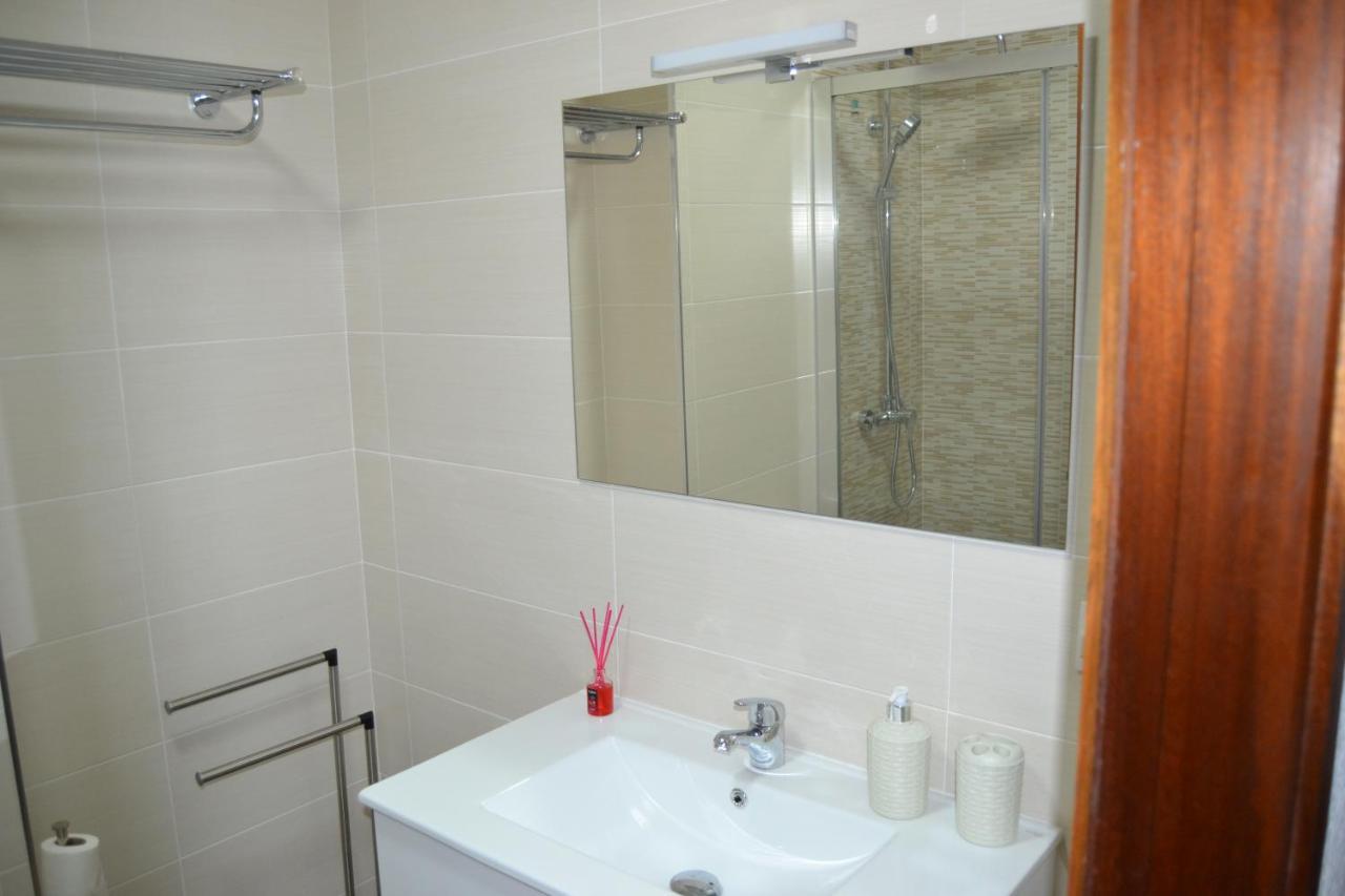 Apartament Inmoinsuas Train Station Sarria Zewnętrze zdjęcie